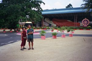 Buda yacente de Tumpat