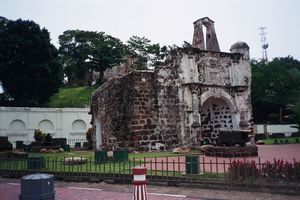 Malacca (fuerte A Famosa, Porta de Santiago)