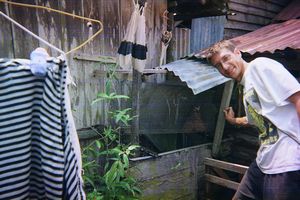 Sarawak, Borneo (Seligi Longhouse) 2